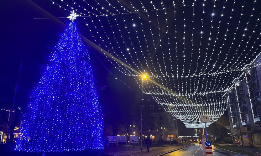 veselidecember kocevje prizigluci 3