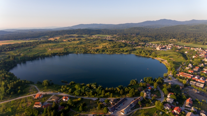 Kocevsko jezero Jurij Pelc 2